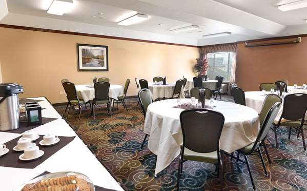  - Crystal Inn & Suites Downtown Salt Lake City - I-15 & I-80, Exits 306 & 307