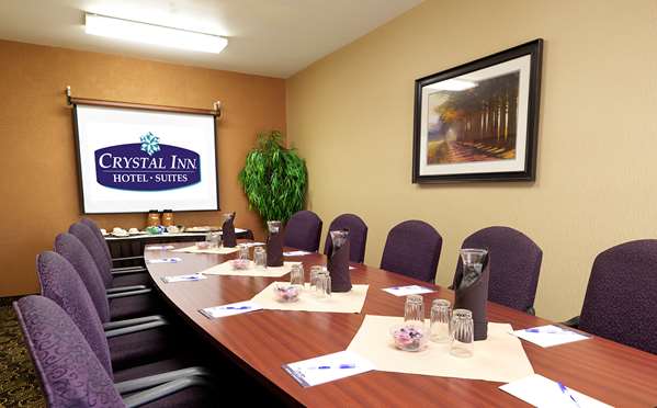  - Crystal Inn & Suites Downtown Salt Lake City - I-15 & I-80, Exits 306 & 307