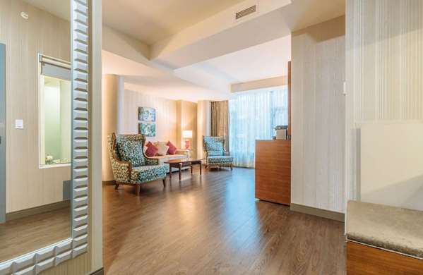 Suite - Hotel Blu Vancouver