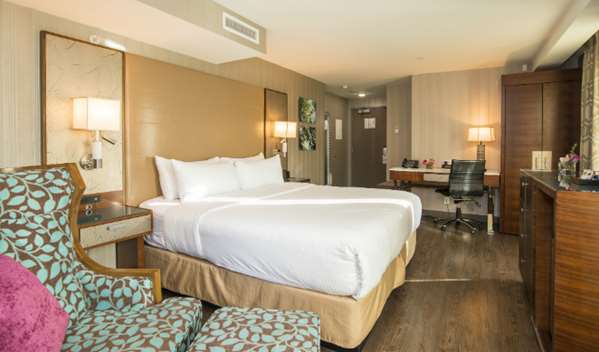  - Hotel Blu Vancouver