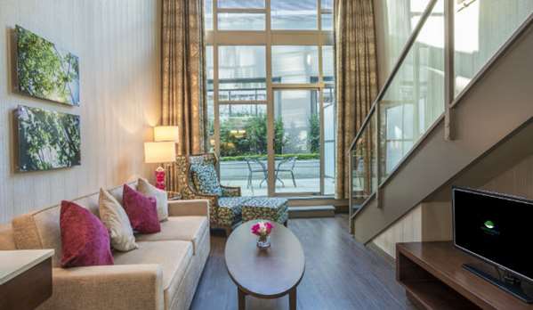 Suite - Hotel Blu Vancouver