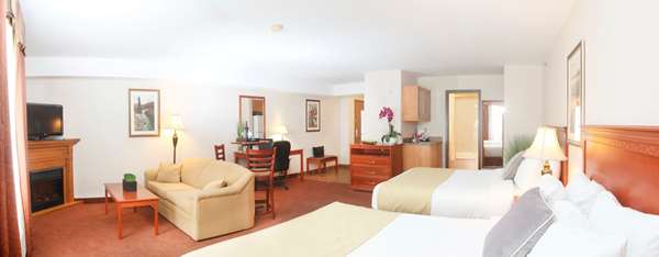 Suite - Stonebridge Hotel Dawson Creek