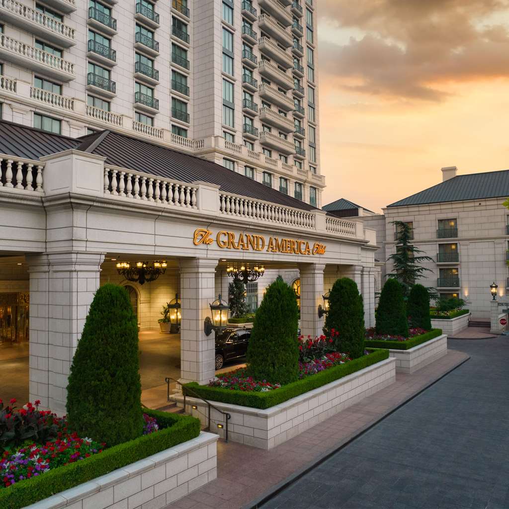 The Grand America Hotel