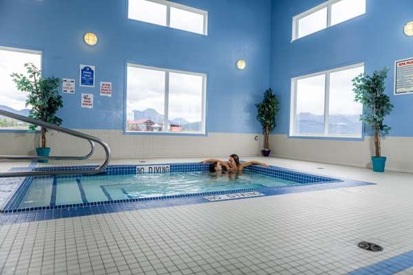 Pool - Stoney Nakoda Resort Kananaskis Village