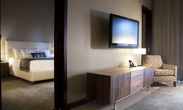 Suite - Talking Stick Resort Scottsdale