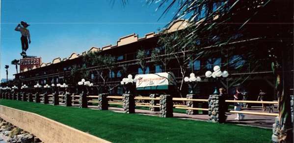 Exterior view - Pioneer Hotel & Gambling Hall Laughlin