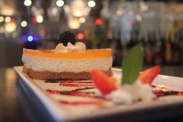 Restaurant - Hilltop Inn Salmon Arm