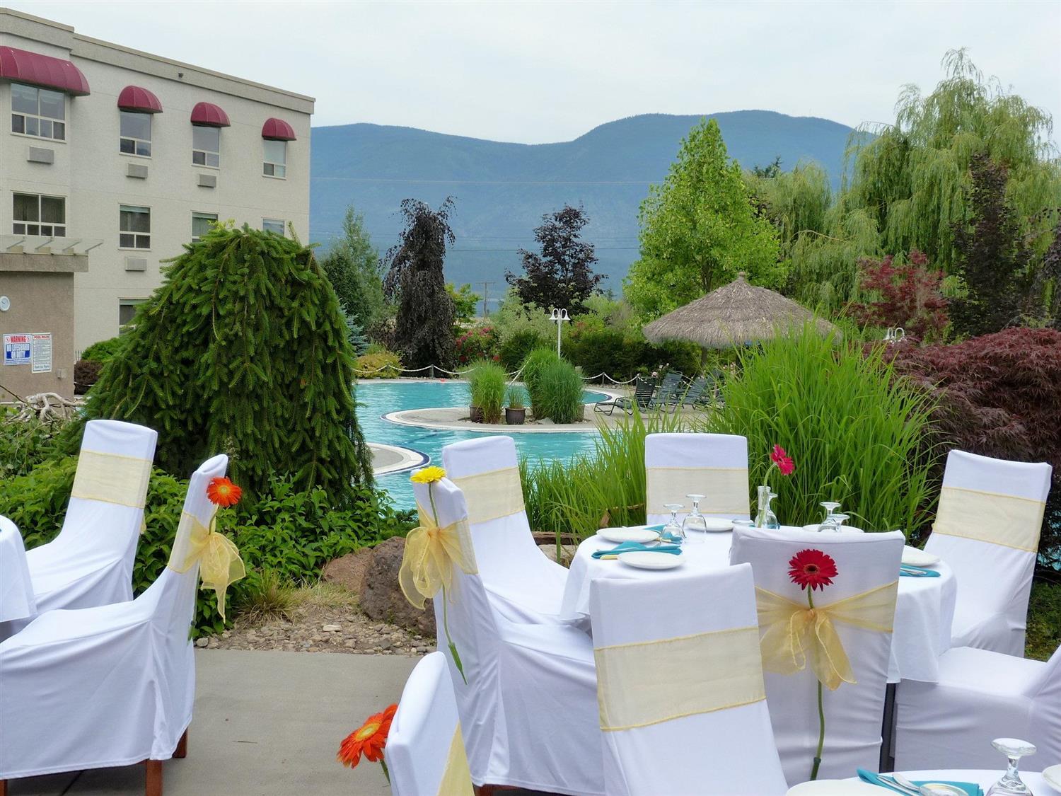 Hilltop Inn Salmon Arm, BC See Discounts