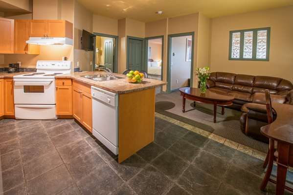 Suite - Podollan Rez-idence Fort McMurray