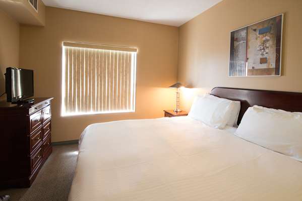  - Podollan Rez-idence Fort McMurray