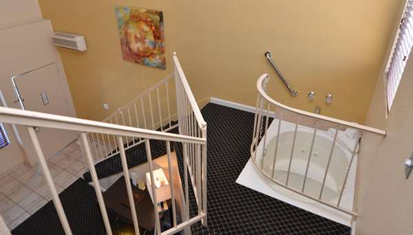  - Alexis Park Resort Las Vegas