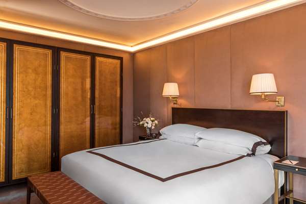  - Sunset Tower Hotel West Hollywood