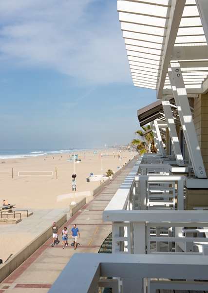  - Beach House at Hermosa Beach