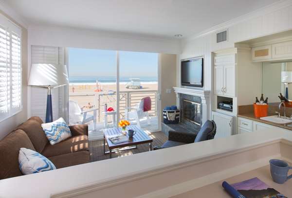  - Beach House at Hermosa Beach