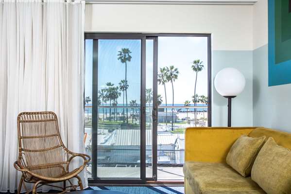  - Hotel Erwin Venice Beach