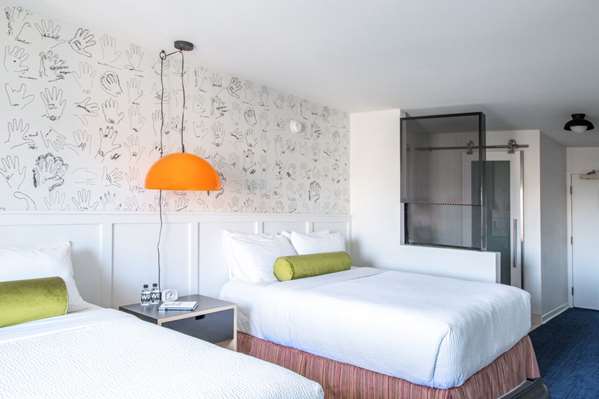  - Hotel Erwin Venice Beach