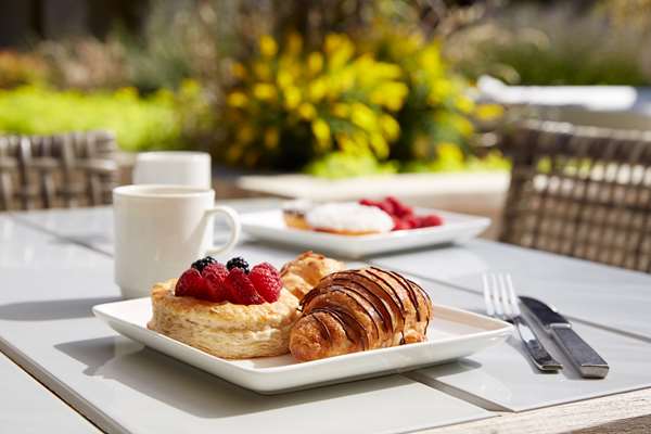 Restaurant - Ambrose Hotel Santa Monica