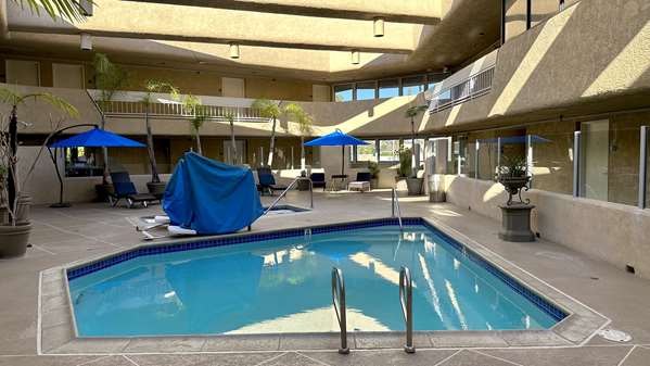 Pool - Pacific Inn Seal Beach