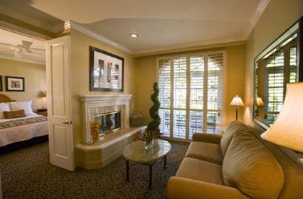  - Westlake Village Inn