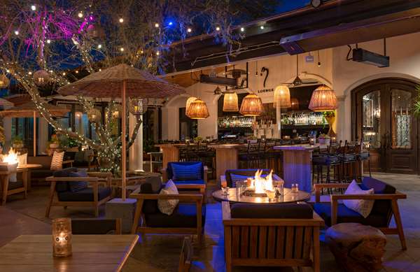 Suite - Westlake Village Inn