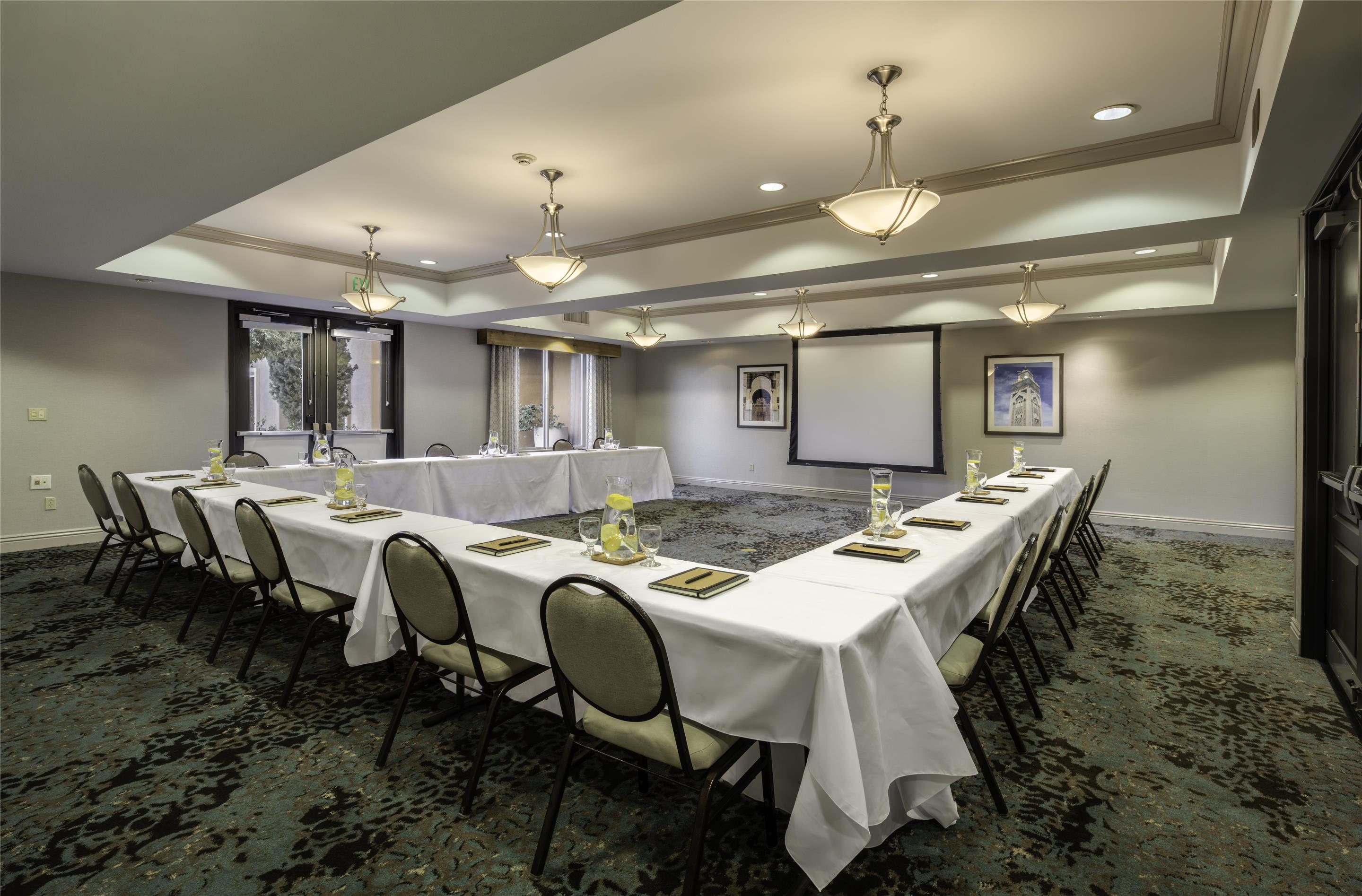 Meeting Room U Shape | Ayres Hotel Chino Hills – Ontario