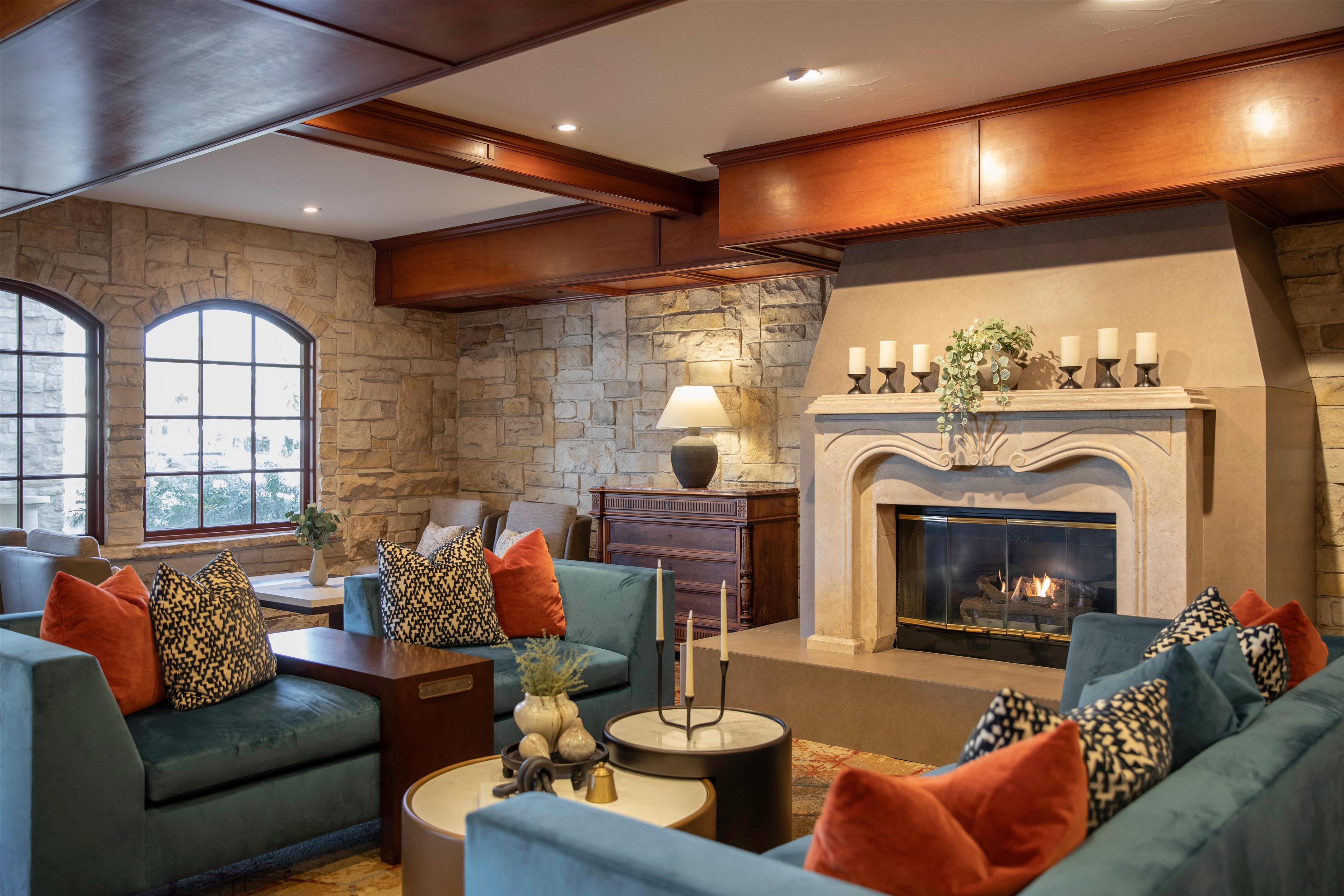 Lobby | Ayres Suites Ontario at the Mills Mall - Rancho Cucamonga
