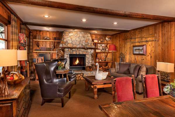  - Ayres Lodge & Suites Alpine