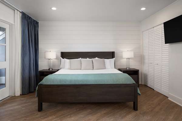 Suite - Carlsbad by the Sea Hotel - I-5, Exit 47