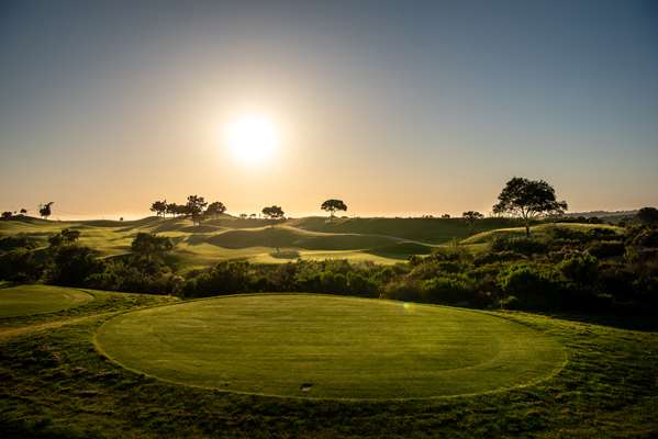 Golf - Carlsbad by the Sea Hotel - I-5, Exit 47