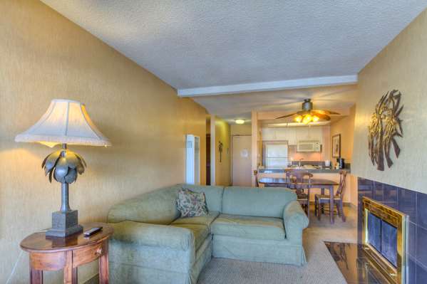  - Oceanside Marina Suites