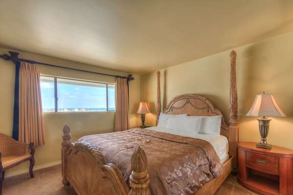  - Oceanside Marina Suites
