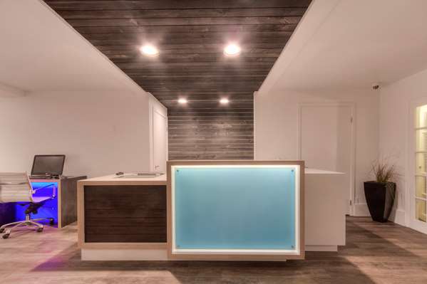  - Oceanside Marina Suites