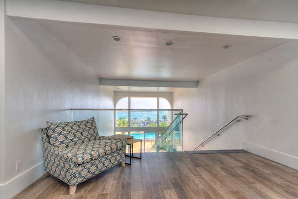  - Oceanside Marina Suites