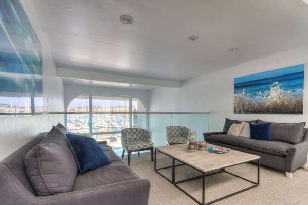  - Oceanside Marina Suites