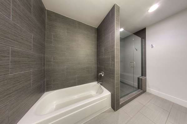  - Oceanside Marina Suites