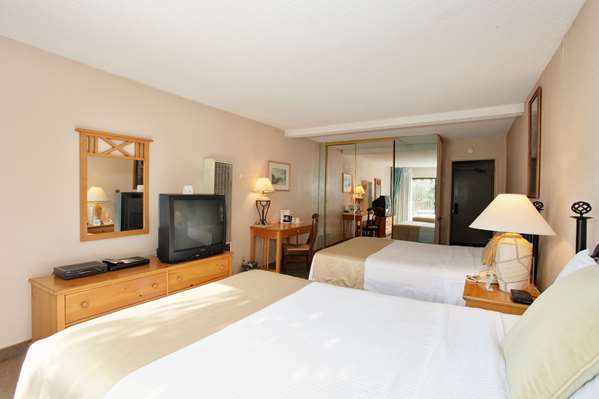  - Oceanside Marina Suites