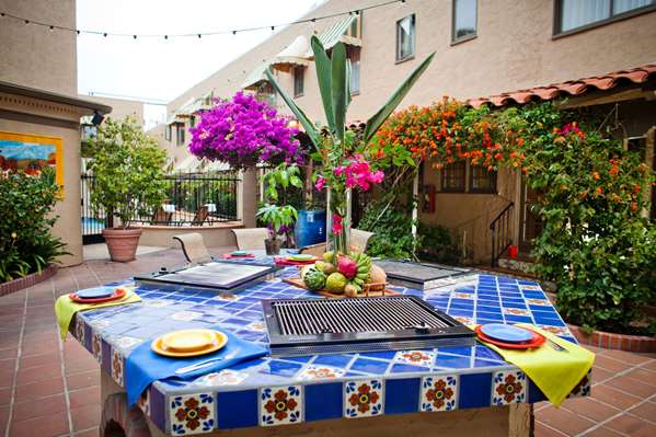 Exterior view - El Cordova Hotel Coronado