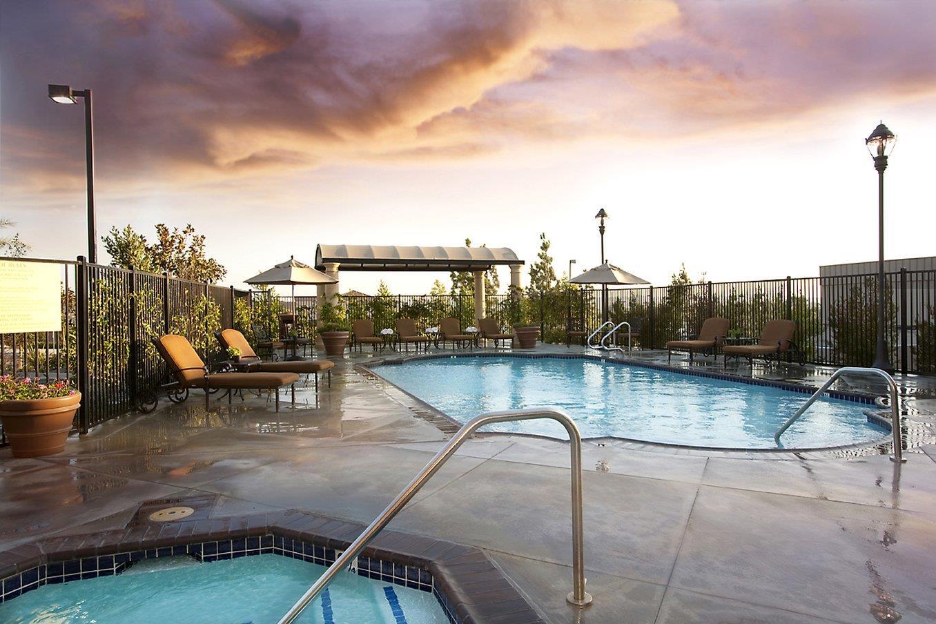Pool | Ayres Hotel & Spa Moreno Valley
