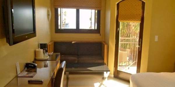  - Balboa Inn Newport Beach