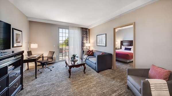 Suite - Ayres Suites Mission Viejo
