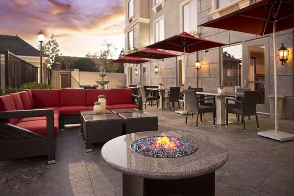  - Ayres Hotel Fountain Valley