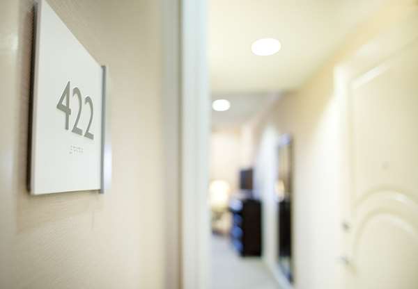  - Ayres Hotel Fountain Valley