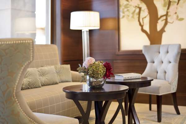  - Ayres Hotel Fountain Valley