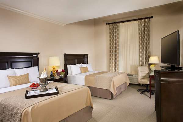  - Ayres Hotel Fountain Valley