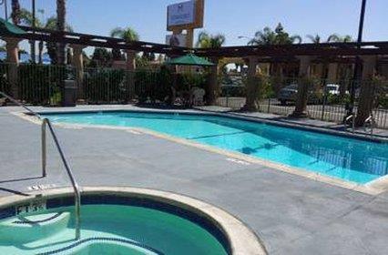 Recreation - Stanford Inn & Suites Anaheim