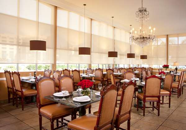 Restaurant - ALO Hotel by Ayres Orange - I-5, Exit 107