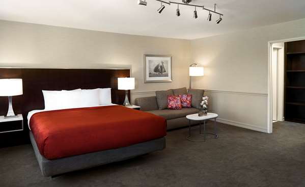 Suite - ALO Hotel by Ayres Orange - I-5, Exit 107