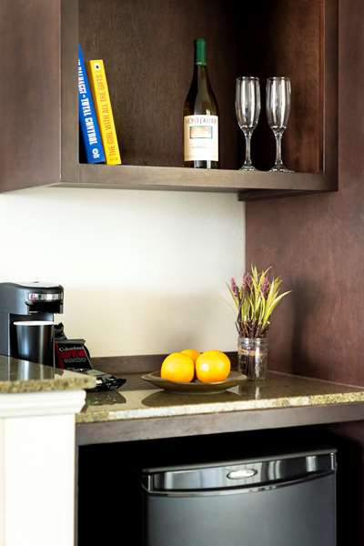  - ALO Hotel by Ayres Orange - I-5, Exit 107