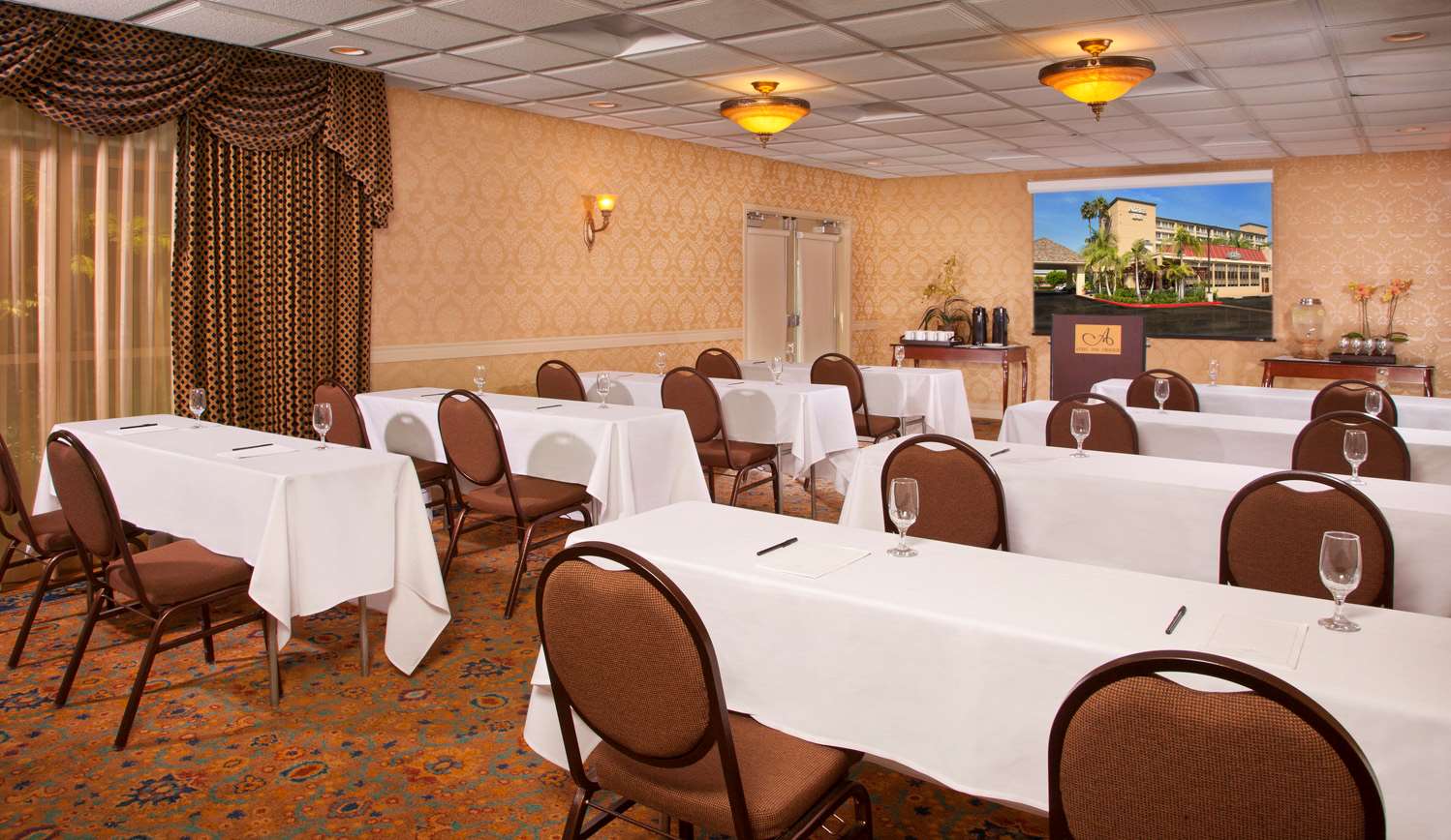 Meeting Space | ALO Hotel by Ayres