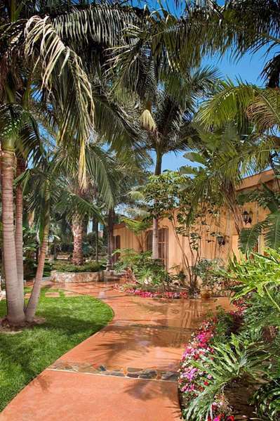 Exterior view - ALO Hotel by Ayres Orange - I-5, Exit 107